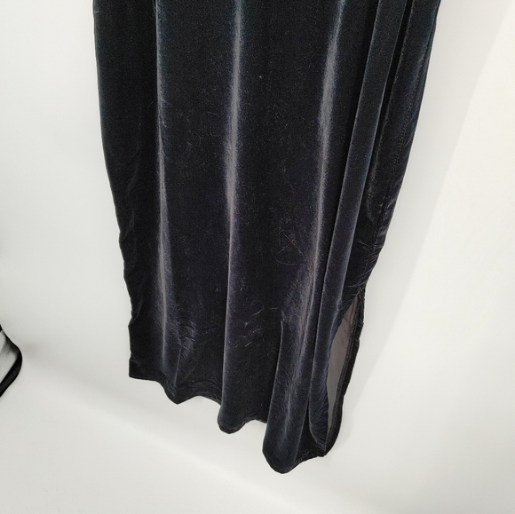 Old Navy | velvet midi dress - Picture 3 of 7